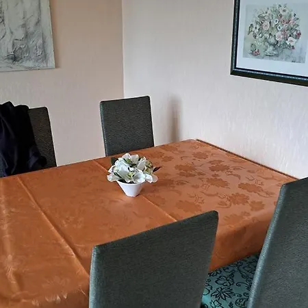 Harzer Mit Pool Und Sauna *